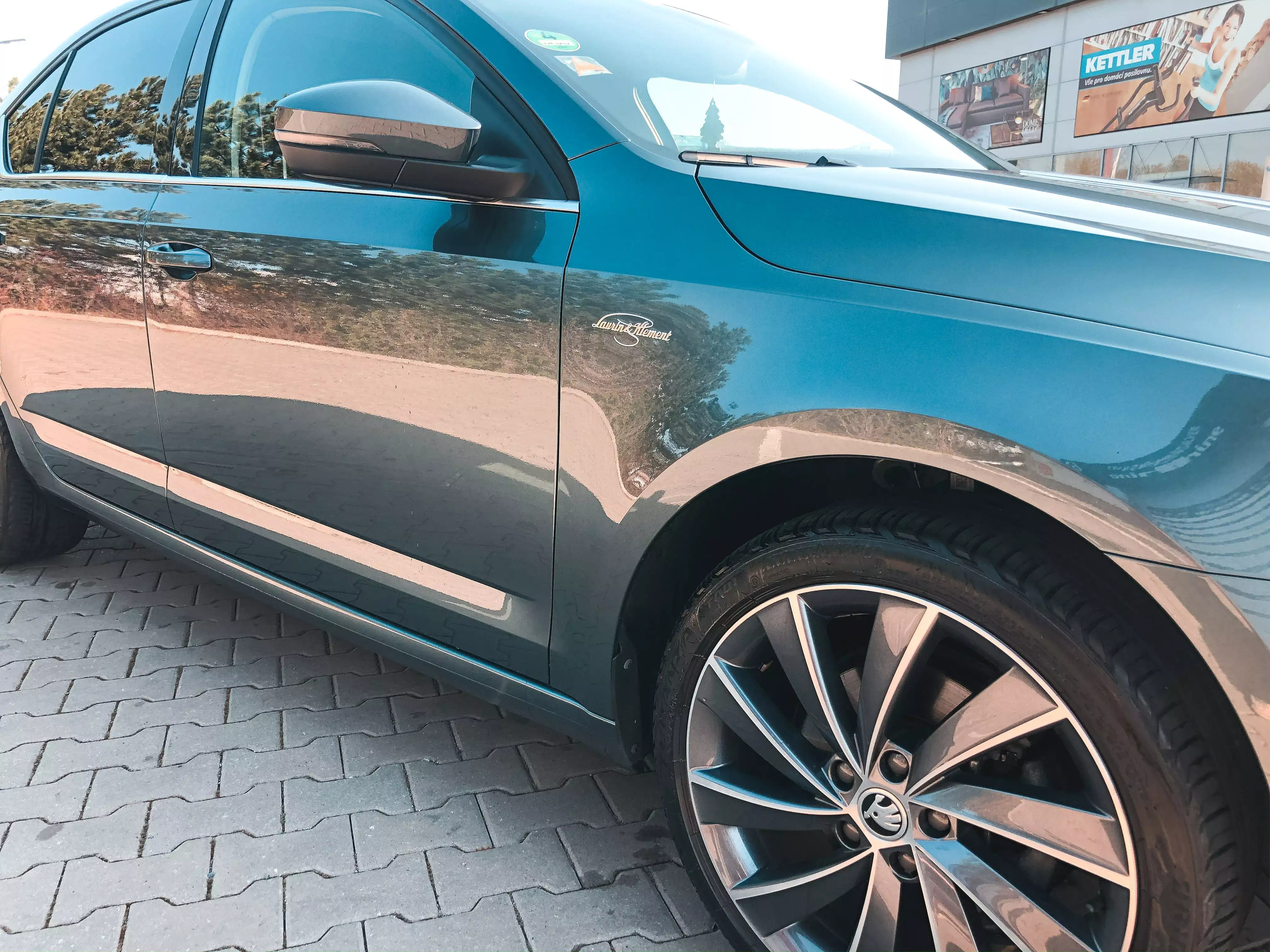 Škoda Octavia L&K-3